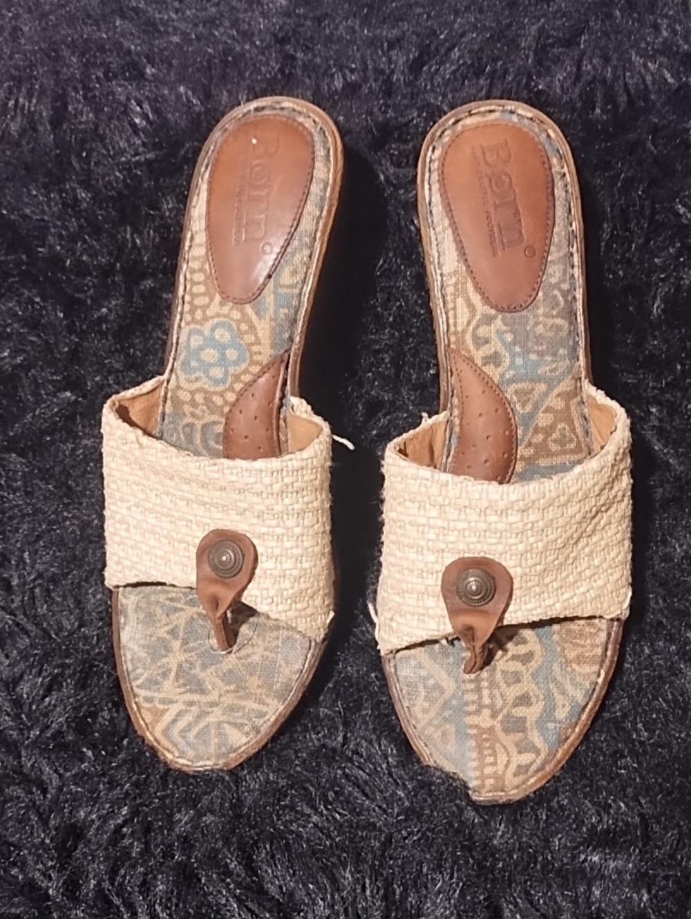 BORN Natural Beige Woven Slide Mules with Brown Leather Accents Size 9 VGC.